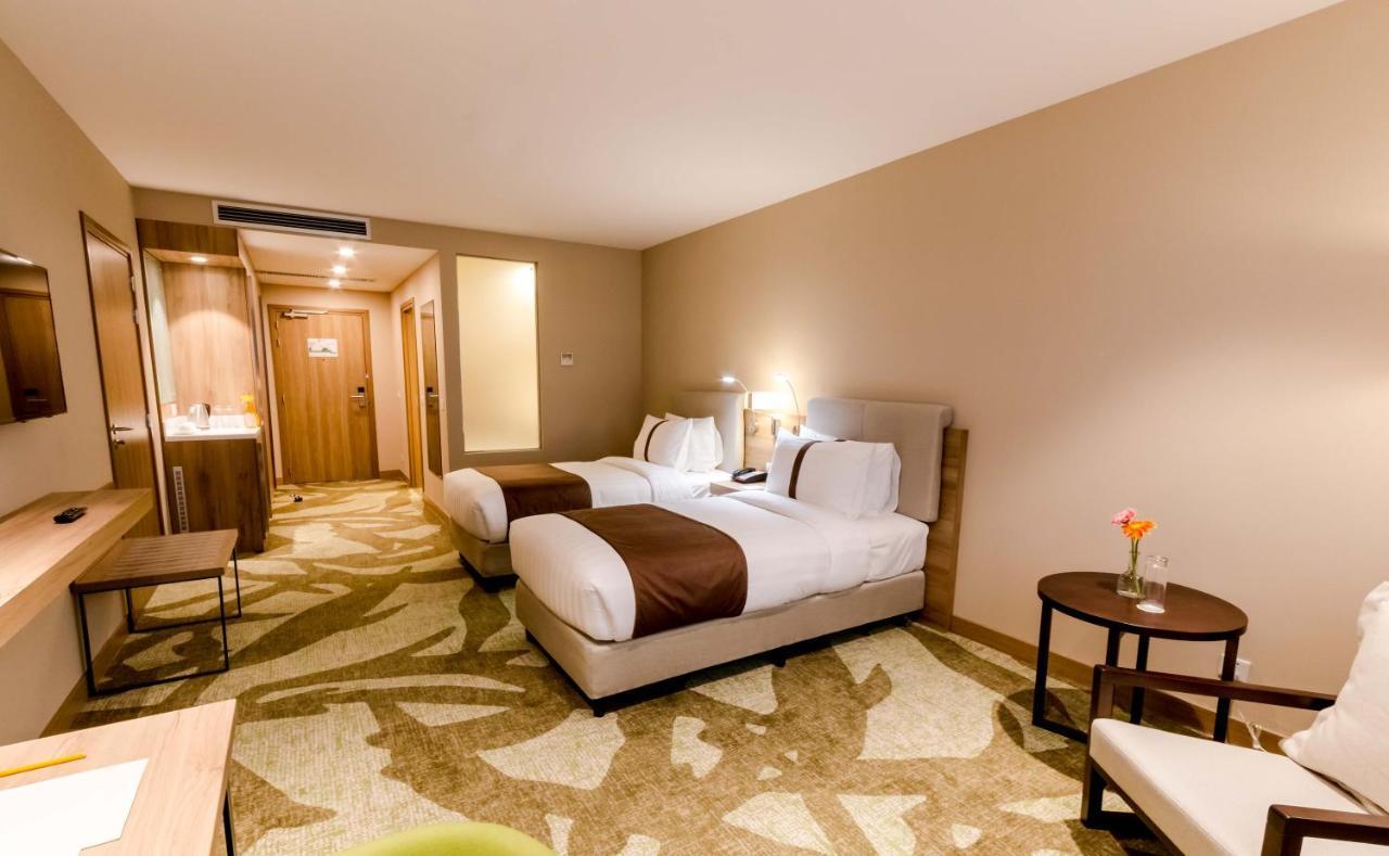 Holiday Inn Ulaanbaatar By Ihg Εξωτερικό φωτογραφία