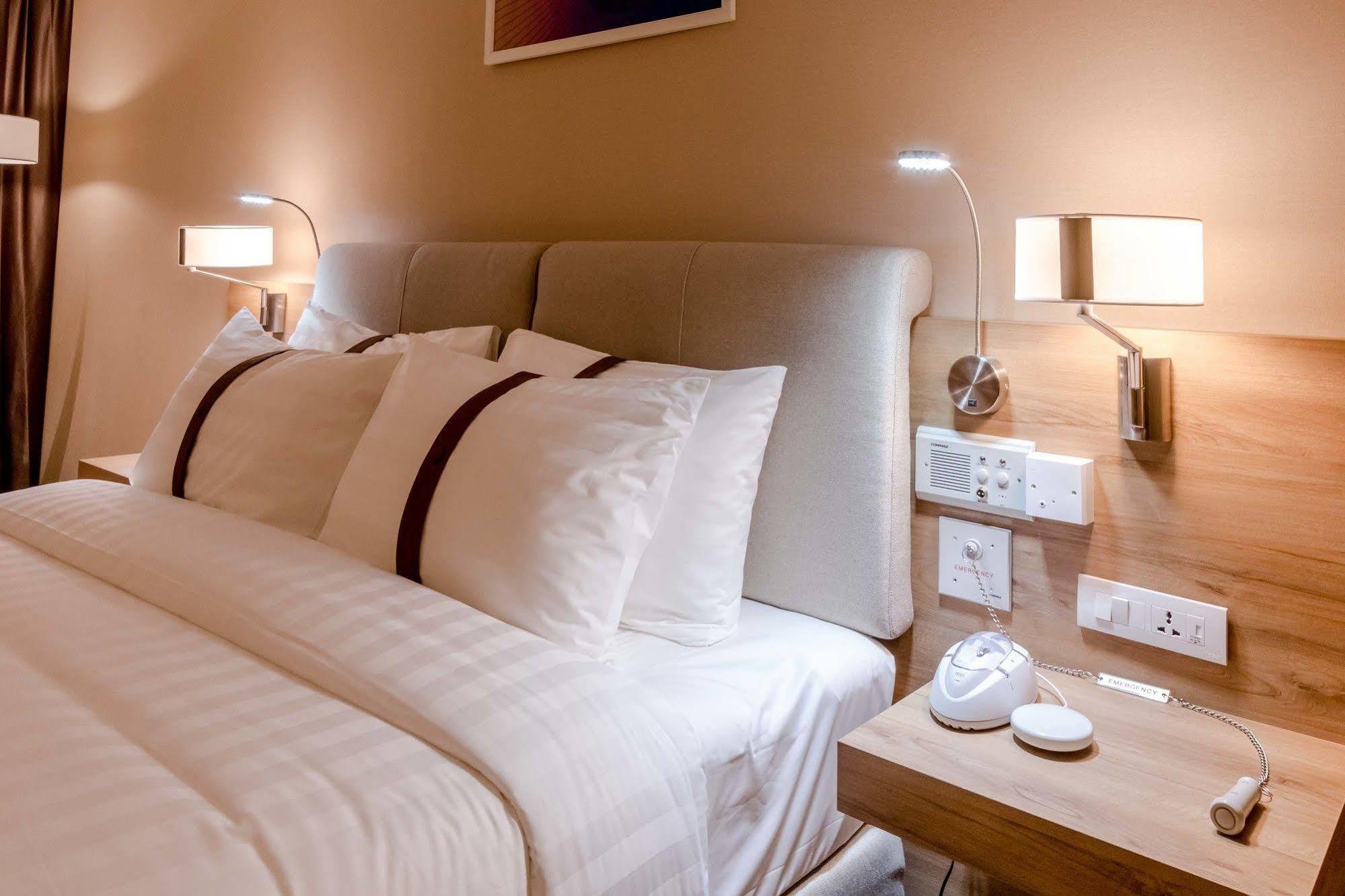 Holiday Inn Ulaanbaatar By Ihg Εξωτερικό φωτογραφία