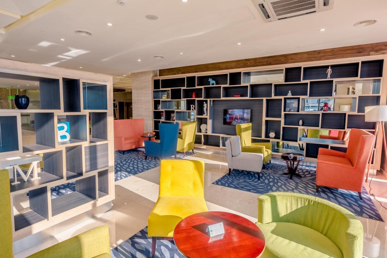 Holiday Inn Ulaanbaatar By Ihg Εξωτερικό φωτογραφία